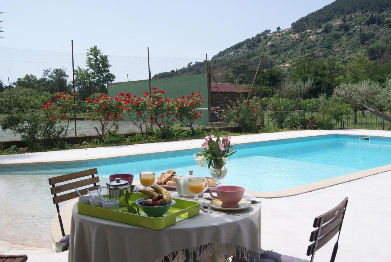 Le Bourguet Bed & Breakfast Solliès-Pont Exterior foto